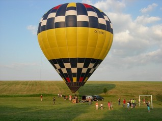 Start horkovzdušného balonu